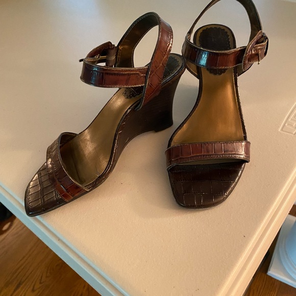 Brown leather sandals - Picture 4 of 5
